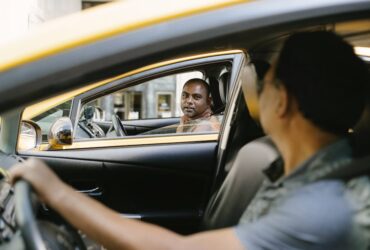 Servicio Premium de Taxi VIP en Granada: Viaja con Estilo y Comodidad taxi vip granada