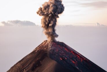 Descubriendo el Significado Profundo de Soñar con Fuego: ¿Qué Mensaje Oculto Revela Tu Sueño? significado de sonar fuego