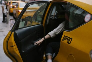 Comodidad y eficiencia: Taxi del Aeropuerto de Granada al centro de la ciudad taxi vliegveld granada naar centrum