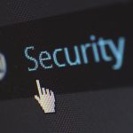 Candado digital representando la protección de la privacidad online
